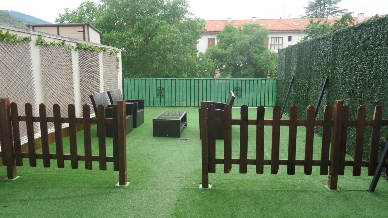 Apartamentos Palacio Azcarate Calle Calvario Эскарай Экстерьер фото